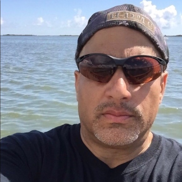 Meet your Posher, Stephen - Picture 2 of 4